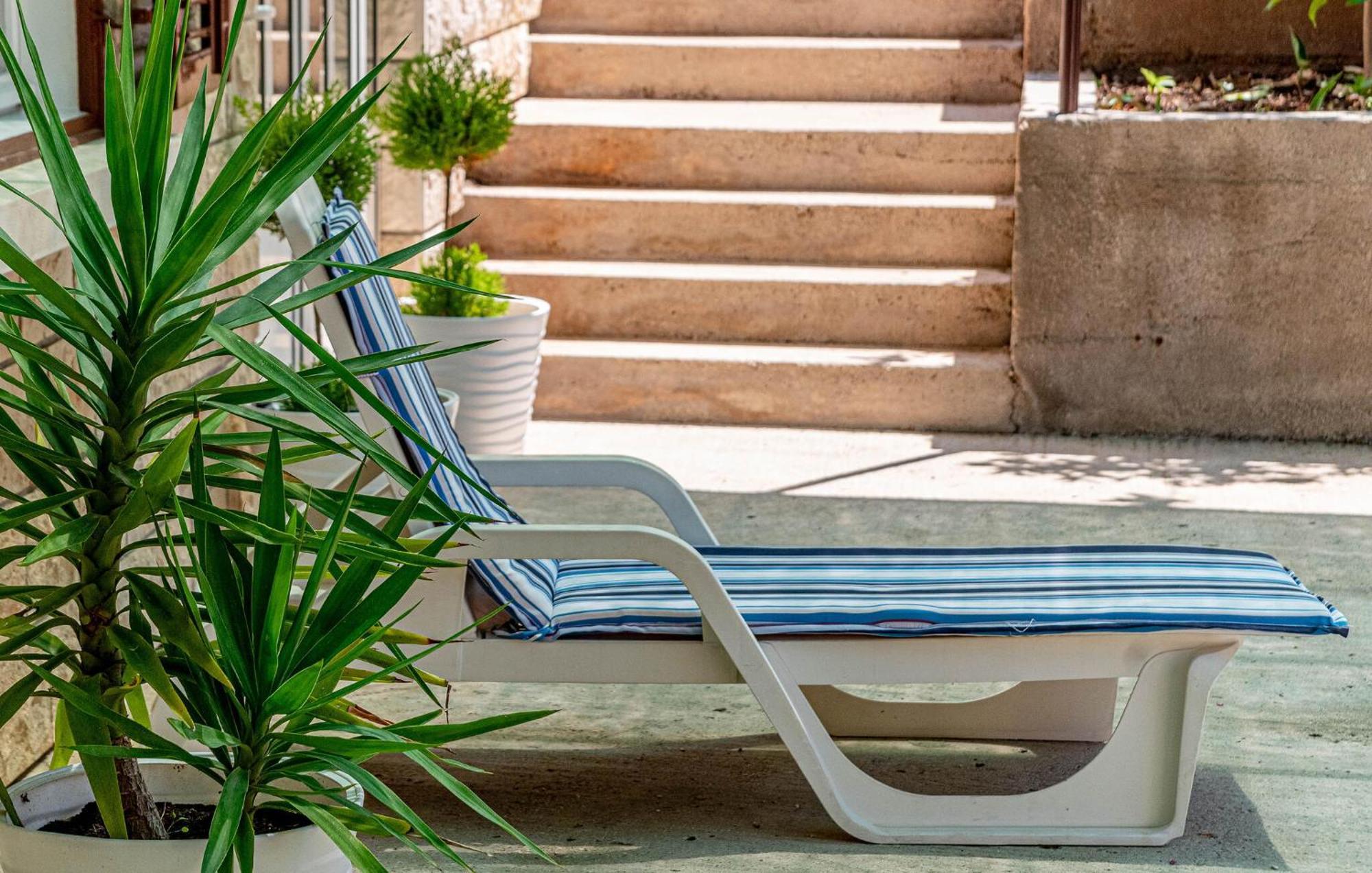 Beautiful Home In Prigradica With Jacuzzi Extérieur photo
