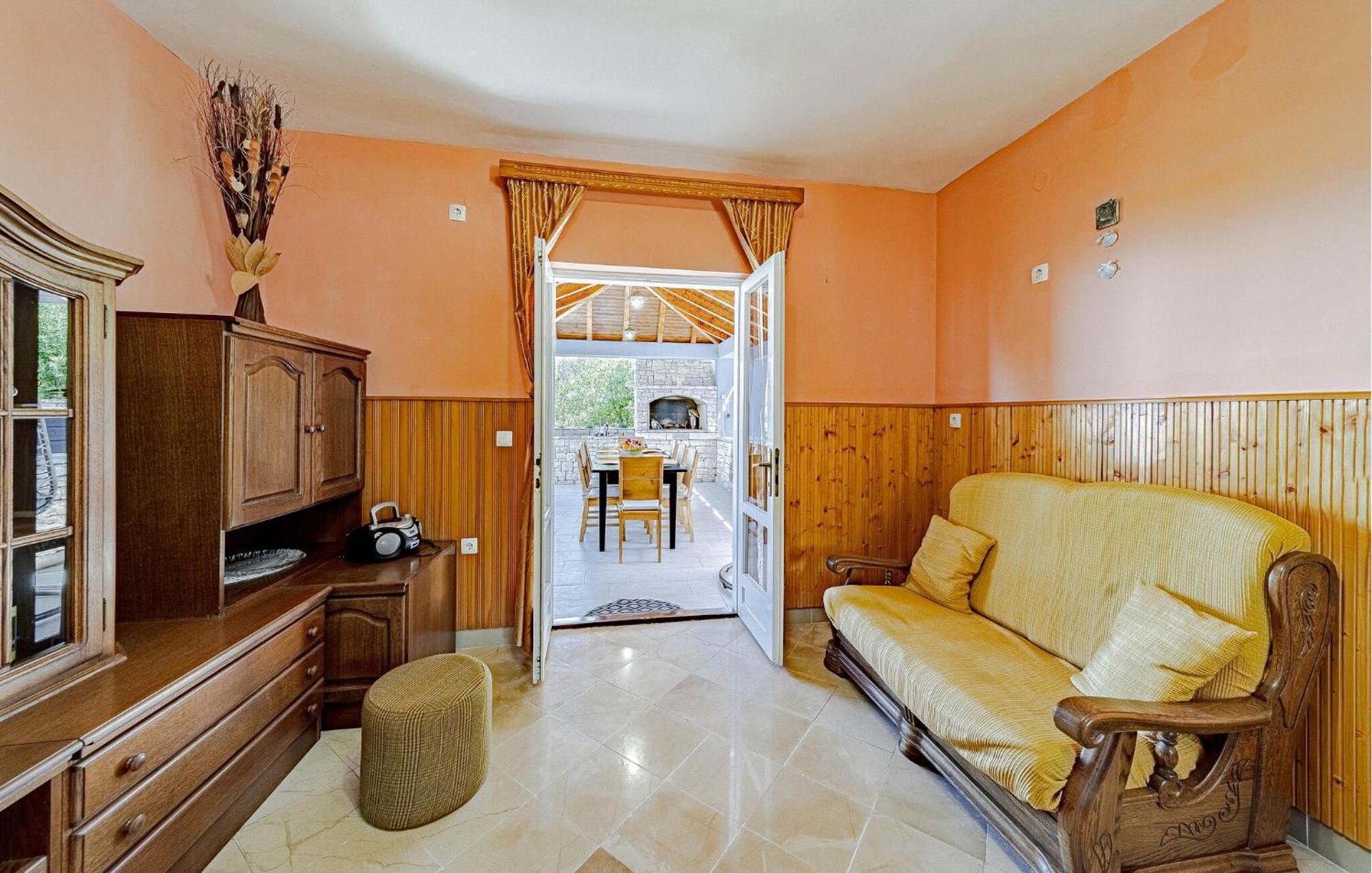Beautiful Home In Prigradica With Jacuzzi Extérieur photo