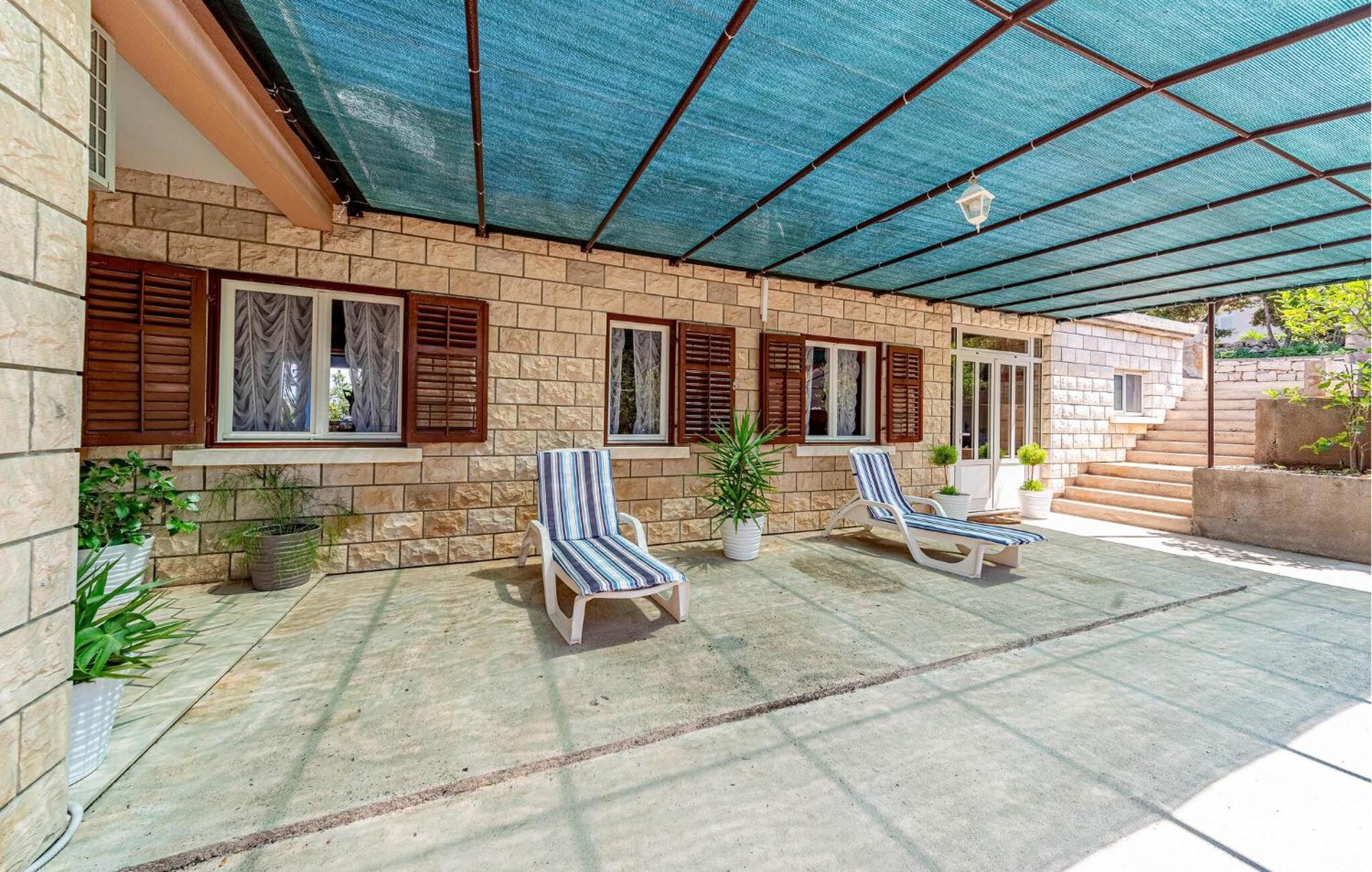 Beautiful Home In Prigradica With Jacuzzi Extérieur photo