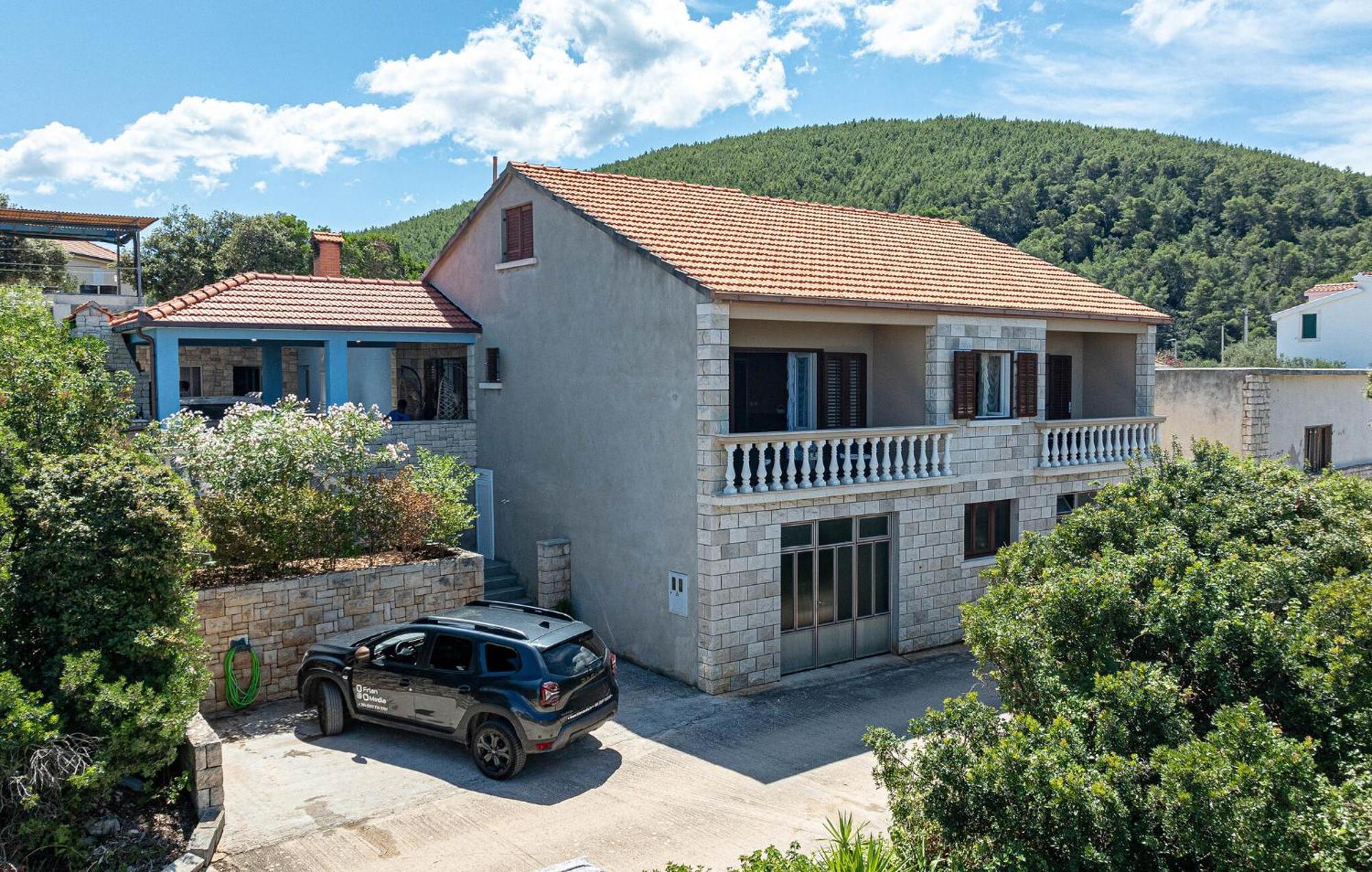 Beautiful Home In Prigradica With Jacuzzi Extérieur photo
