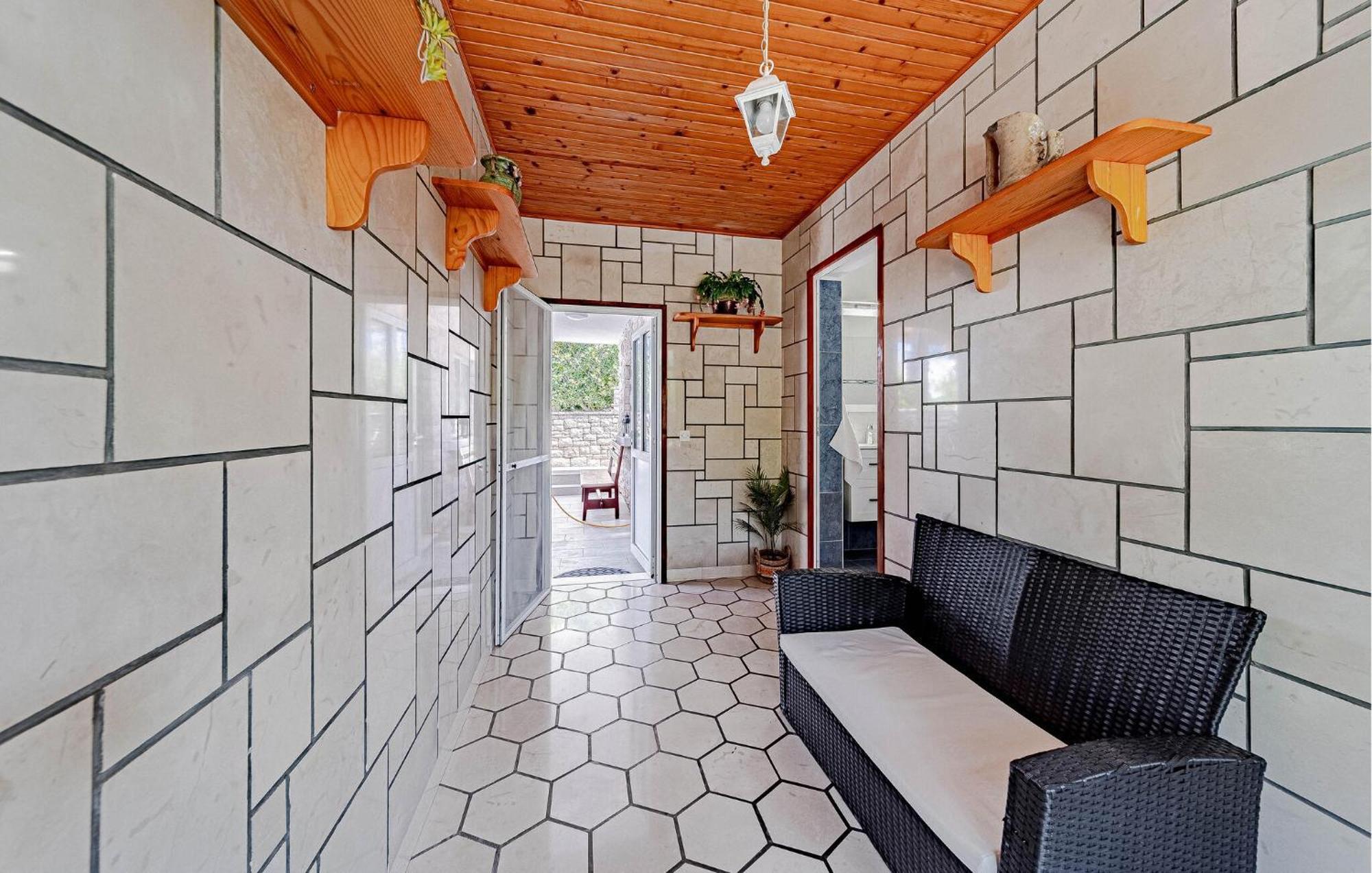 Beautiful Home In Prigradica With Jacuzzi Extérieur photo