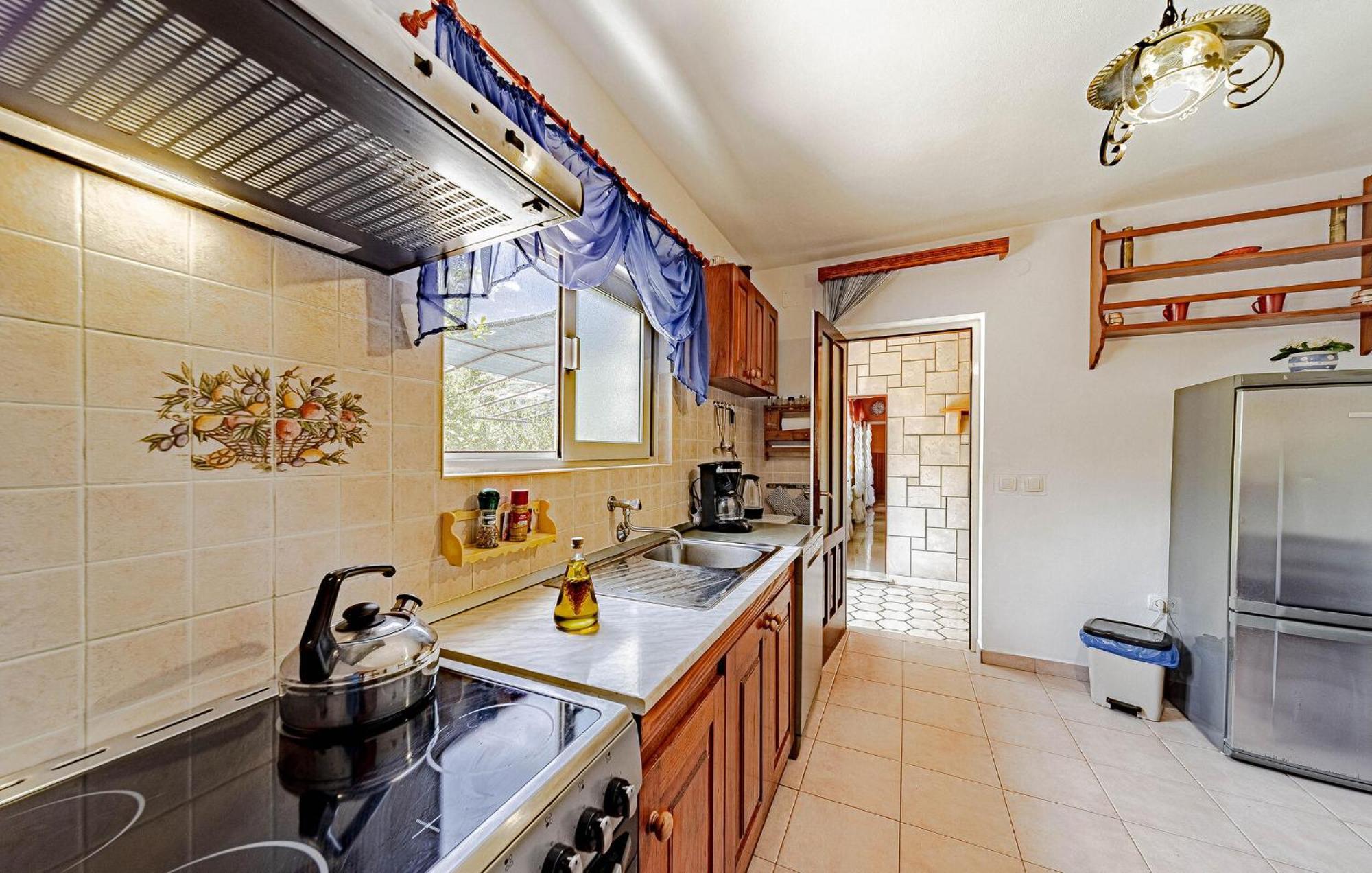 Beautiful Home In Prigradica With Jacuzzi Extérieur photo